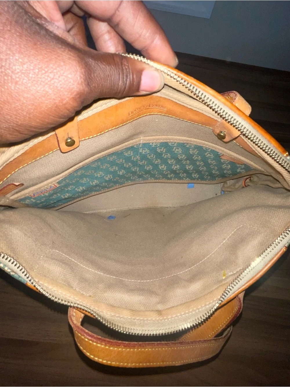 Dooney & Bourke flaws shown